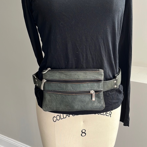 Handbags - HIP PURSE